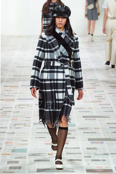 Look 43